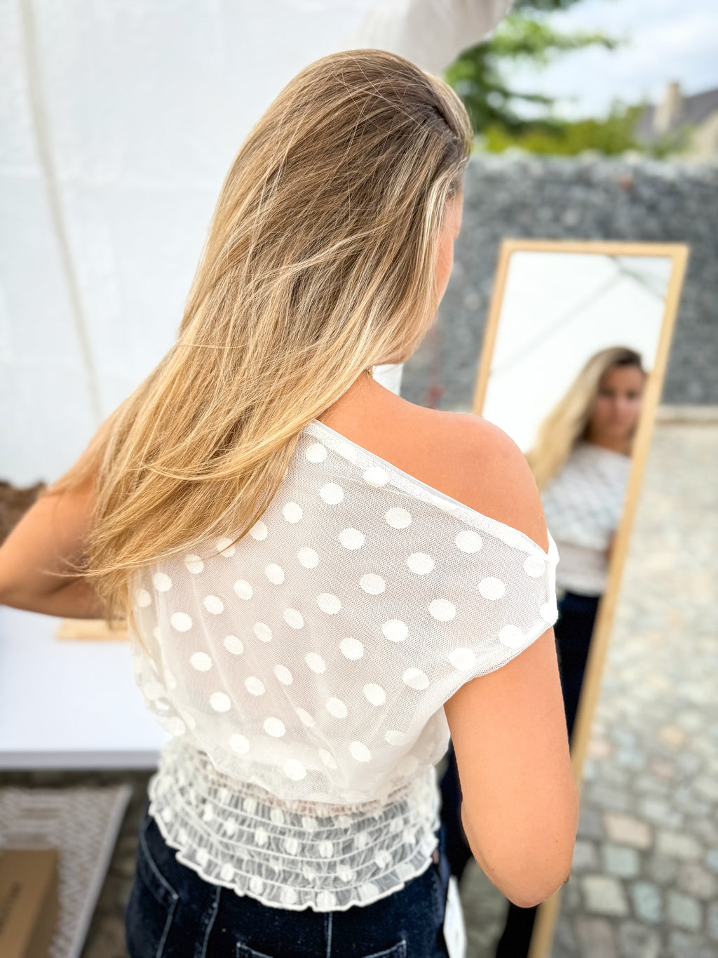 Mesh blouse met stippen