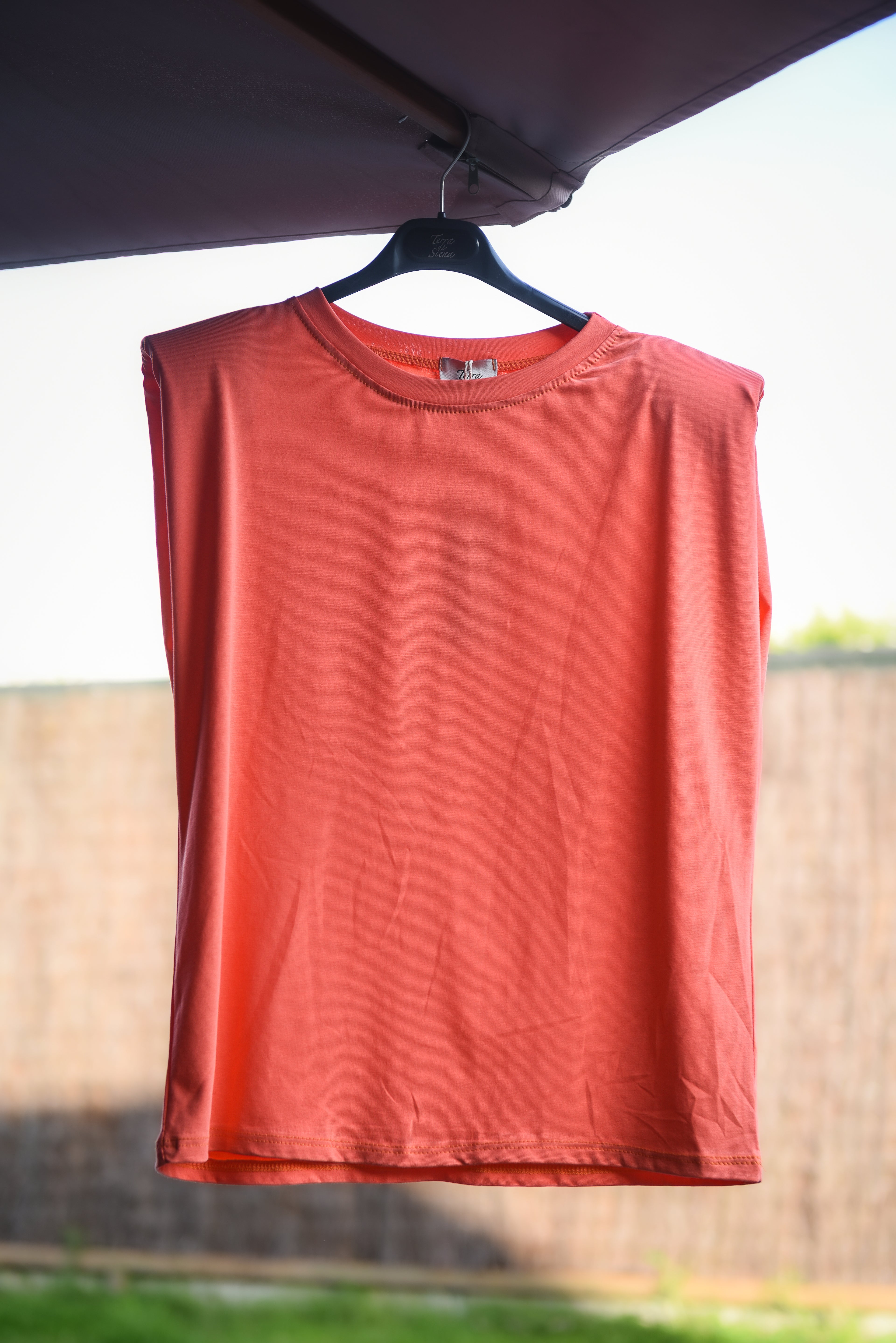 Coral t-shirt